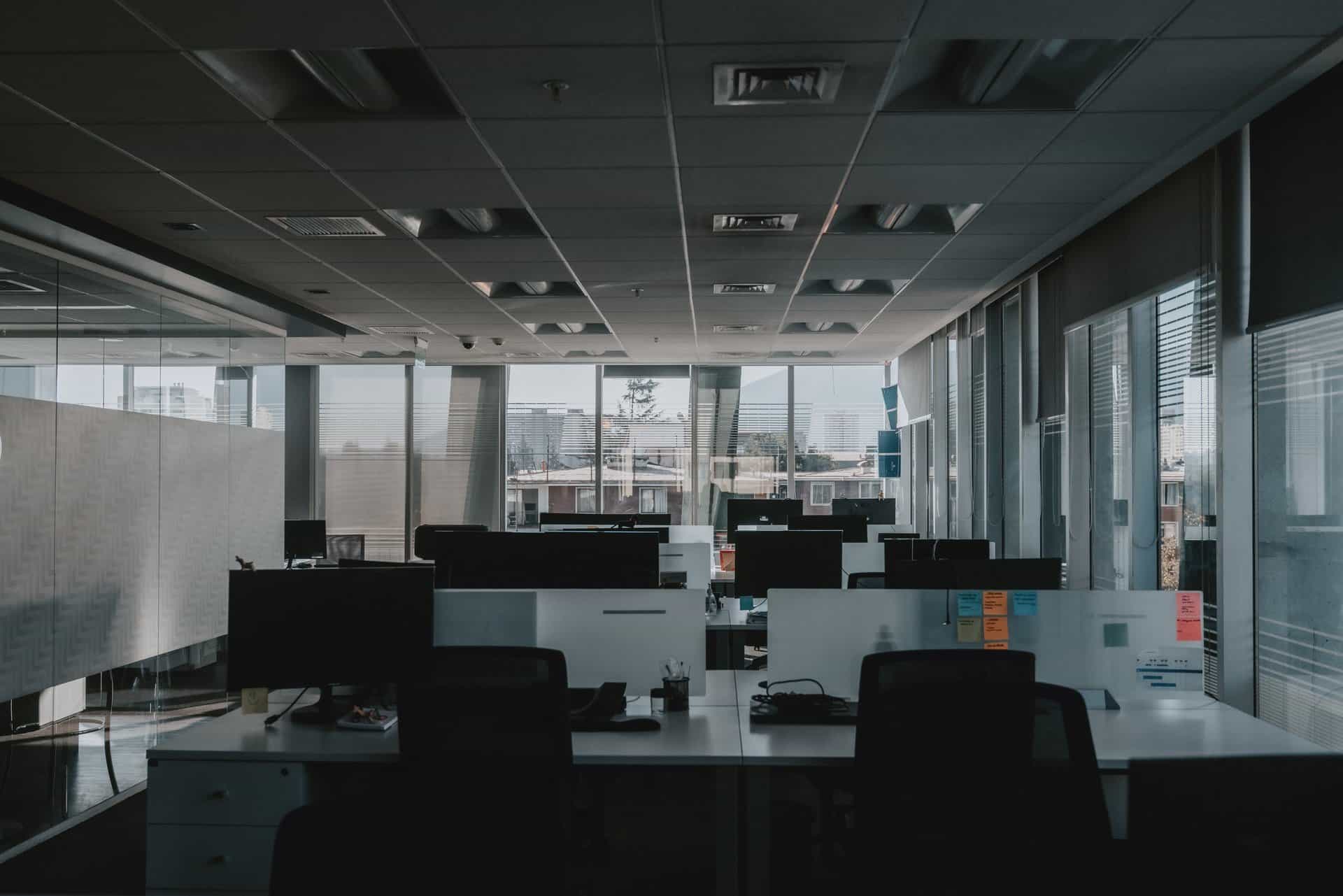 Jobmobiliteit naar laagste peil door Corona: 4 op 10 werknemers geen interesse in nieuwe job