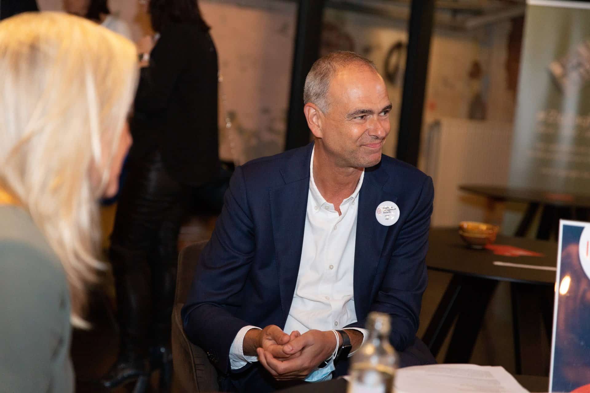 EX=CX. Of hoe geëngageerde medewerkers leiden tot tevreden klanten