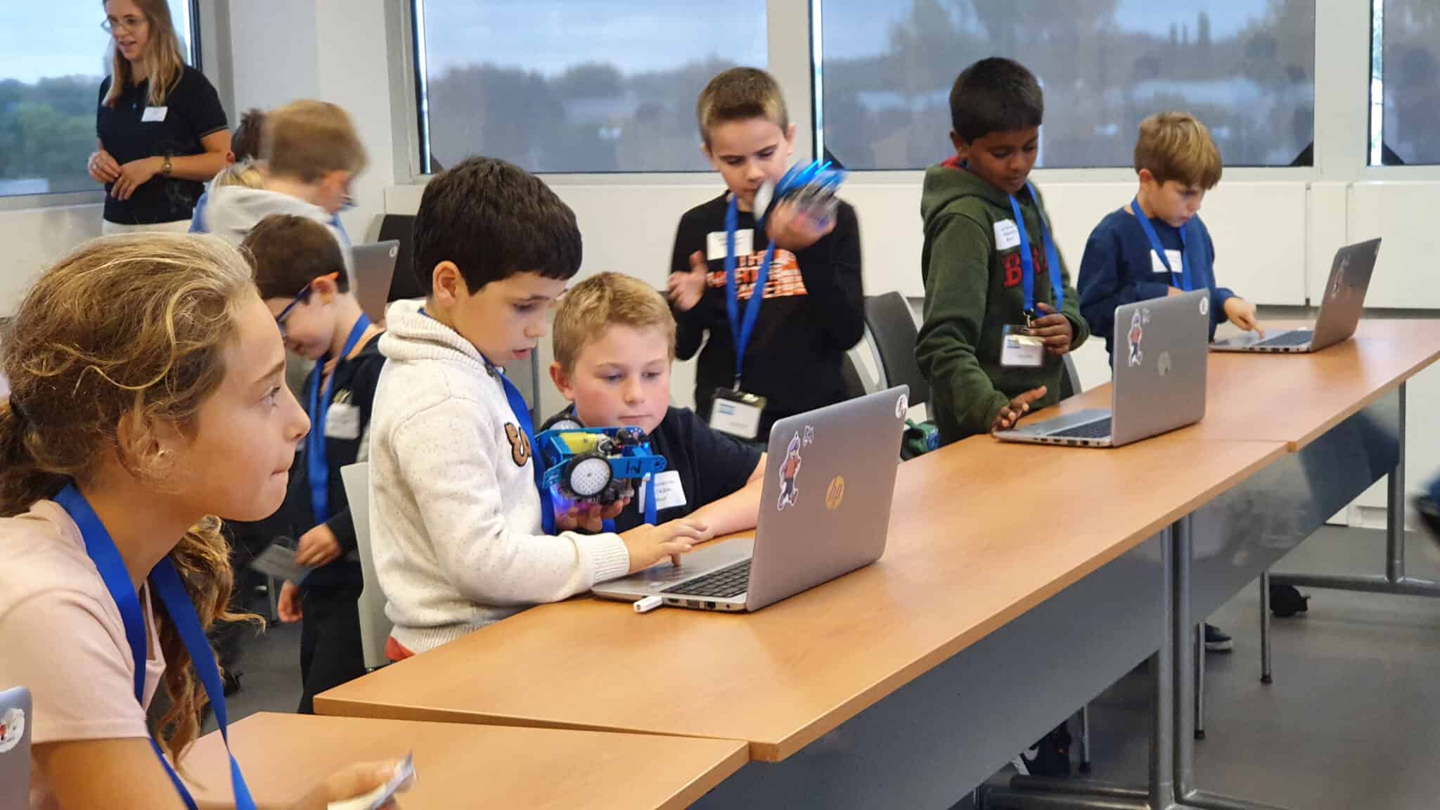 Techno Ninja’s van Atlas Copco promoten technologie en STEM