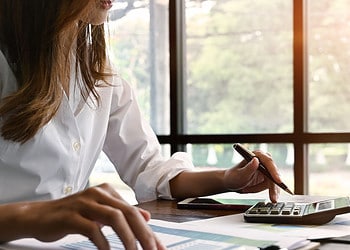 Wijzigingen in het recht op onderbrekingsuitkeringen in het kader van tijdskrediet, thematisch verlof of loopbaanonderbreking