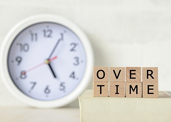 Fiscale gunstmaatregelen voor 300 overuren per jaar voor alle sectoren