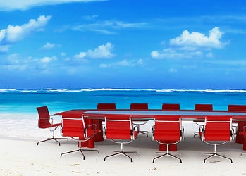 Zomer 2023: evenveel vakantie genomen,maar door minder werknemers