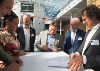TRIXXO en Living Tomorrow bundelen krachten om de toekomst van werk vorm te geven