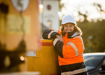 Vrouwen werken gemiddeld 11 dagen per jaar meer dan 10 jaar geleden