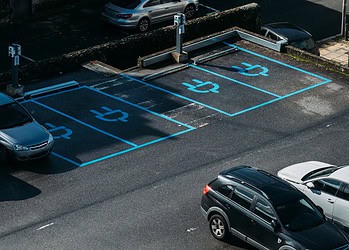 1 jaar na nieuwe fiscale aftrekregeling: 4 op 10 nieuwe bedrijfswagens zijn elektrisch