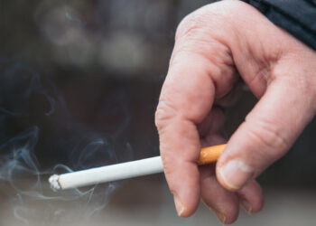 Ziekteverzuim neemt toe: Significant verband met obesitas en rookgedrag