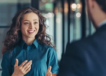 Voor het eerst lijkt kloof tussen mannen en vrouwen zich te sluiten