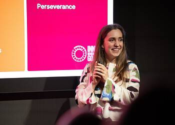 Cheque-mate? De clash rond de loopbaancheques