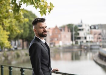 Europese loontransparantierichtlijn streeft naar gelijk loon voor gelijk werk maar botst op Belgische loonschroom