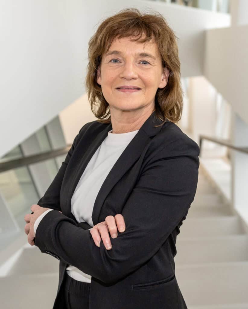 CCaroline Dupont Photography 230406nr145501 Antwerpse haven Christien Van Vaerenberg Voorkeur 1 1