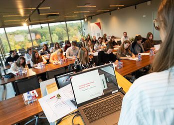 Van theorie naar praktijk: wat HR kan leren uit realistische ontslagcases