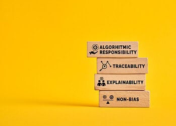 “Tussen Algoritmes en Mensen”