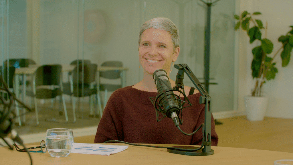 ZZ25 1205 Volvo.Still001 1