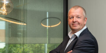 Aandeel vrouwen in top stijgt alleen in Europa