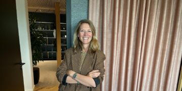 Gebrek aan zelfvertrouwen kost 1 op de 3 vrouwen nog altijd carrièrekansen