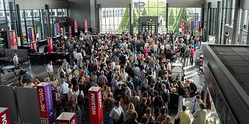 VIVES organiseert eerste grootschalige AI-professionaliseringsdag in Vlaanderen