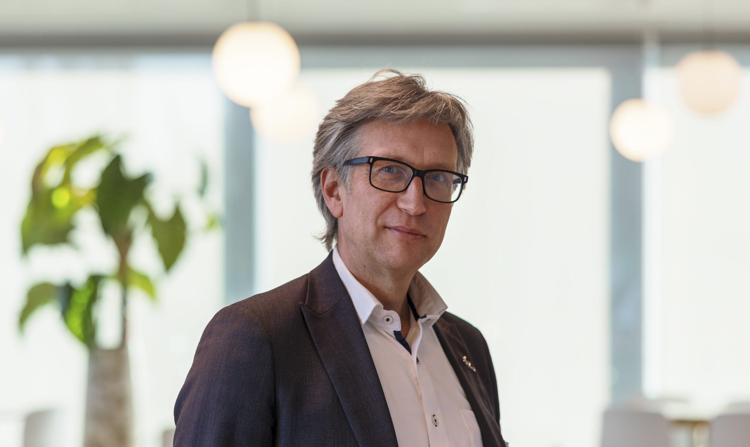 Foto dr. Edelhart Kempeneers directeur wellbeing bij Attentia scaled e1787204443423
