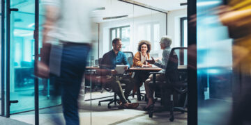 7 op de 10 Belgen willen carrière maken in hun eigen organisatie
